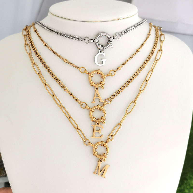 Birth Flower Necklace - QMHJEเริ่มต้นCharmตัวอักษรสร้อยคอผู้หญิงผู้ชายสแตนเลสChokerทองเงินสีโซ่เรขาคณิตลูกปัดตัวอักษรขนาดเล็กDIY